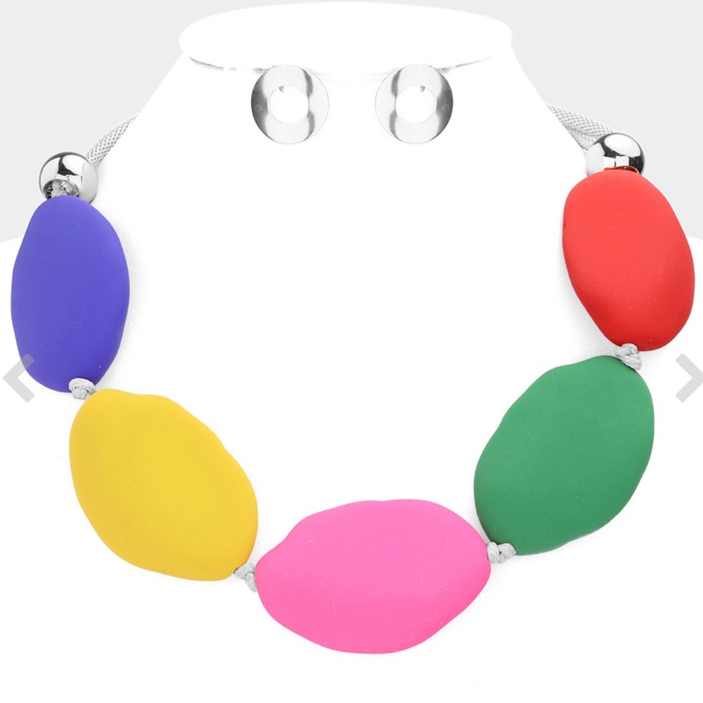 Multi Colored Oval Collar Necklace
